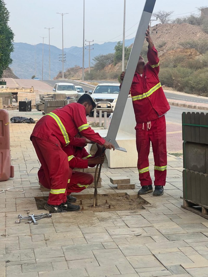 بلدية بحر أبو سكينة تنفذ أعمال صيانة شاملة لإنارة الحدائق والمرافق العامة بلدية بحر أبو سكينة تنفذ أعمال صيانة شاملة لإنارة الحدائق والمرافق العامة