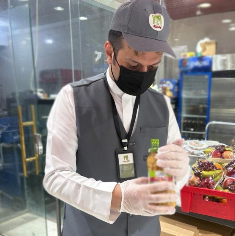 أمانة منطقة نجران تواصل جولاتها الرقابية على المطابخ والمطاعم أمانة منطقة نجران تواصل جولاتها الرقابية على المطابخ والمطاعم