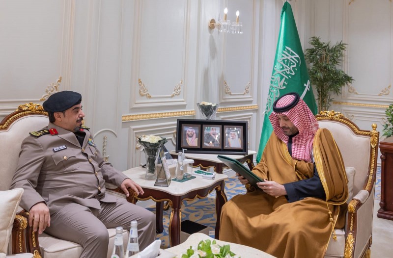 نائب أمير الحدود الشمالية يستقبل مدير مكافحة المخدرات نائب أمير الحدود الشمالية يستقبل مدير مكافحة المخدرات