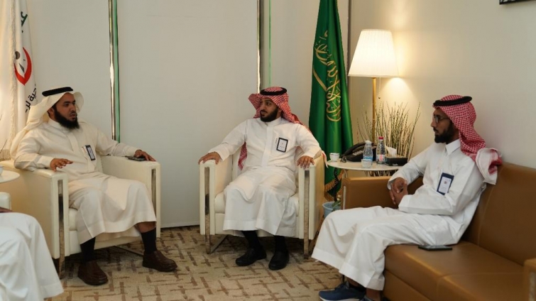 اللجنة التنفيذية لتراحم الرياض تزور جمعية عناية