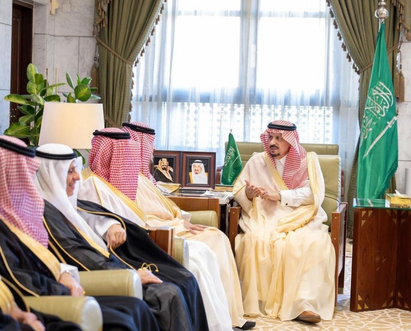 أمير منطقة الرياض يطّلع على جهود فرع وزارة الصحة بالمنطقة