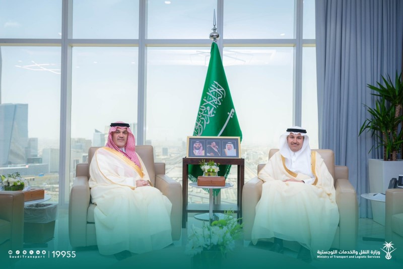 وزير النقل يلتقي وزير الاستثمار لبحث التكامل وتعزيز الفرص النوعية