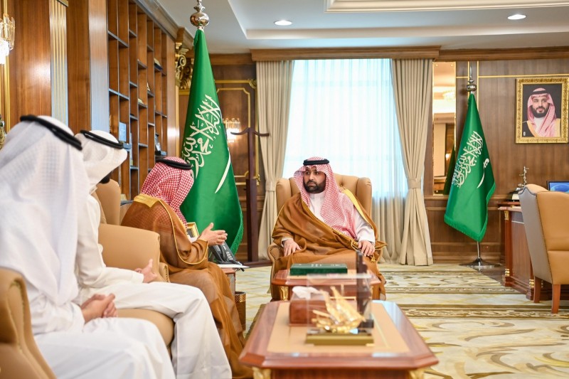 أمير جازان يستقبل أمين المنطقة ووكلاء الأمانة