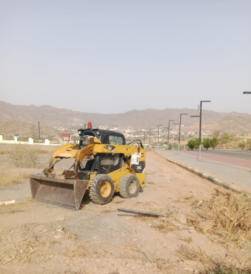 بلدية بحر أبو سكينة تزيل التشوهات البصرية في الطرق والمرافق العامة بلدية بحر أبو سكينة تزيل التشوهات البصرية في الطرق والمرافق العامة