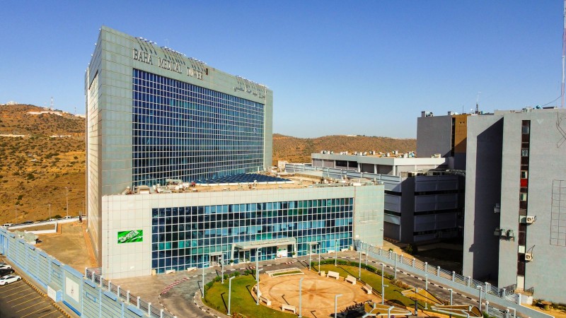 تقنية حديثة لعلاج المفاصل في مستشفى الملك فهد بالباحة تقنية حديثة لعلاج المفاصل في مستشفى الملك فهد بالباحة