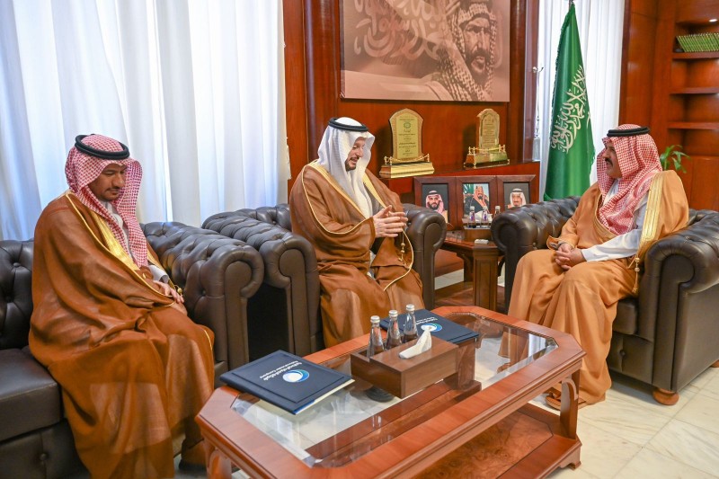 أمير حائل يطّلع على أداء شركة المياه الوطنية ومشاريعها بالمنطقة