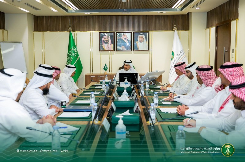 معالي نائب الوزير يترأس اجتماع اللجنة التوجيهية لإدارة المخاطر والطوارئ