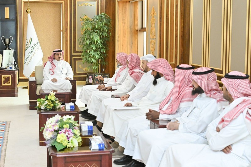 رئيس جامعة المجمعة يستقبل جمعية العناية بالمساجد