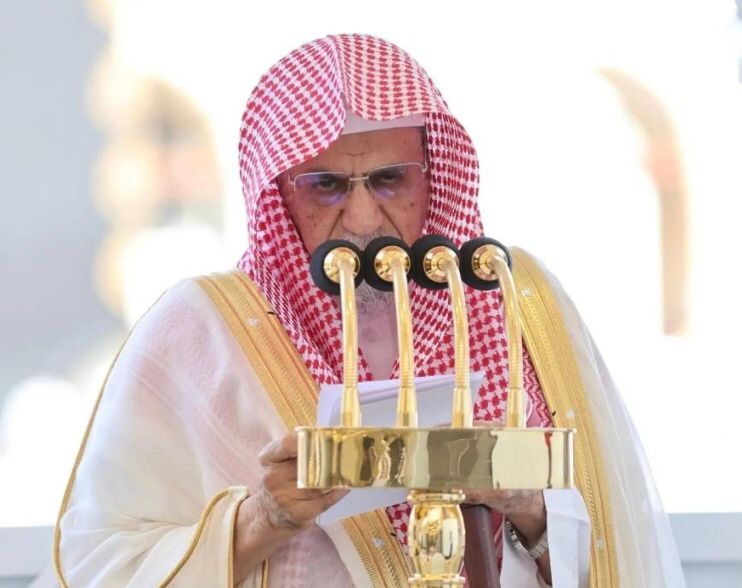 خطيب المسجد الحرام المواعظ تحيي القلوب وتُمهّد طريق الفوز بالجنة