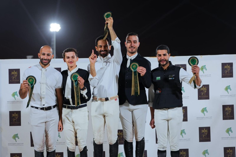 فرسان يحققون المراكز الأولى في شوط Big ضمن منافسات قفز الحواجز فرسان يحققون المراكز الأولى في شوط Big ضمن منافسات قفز الحواجز