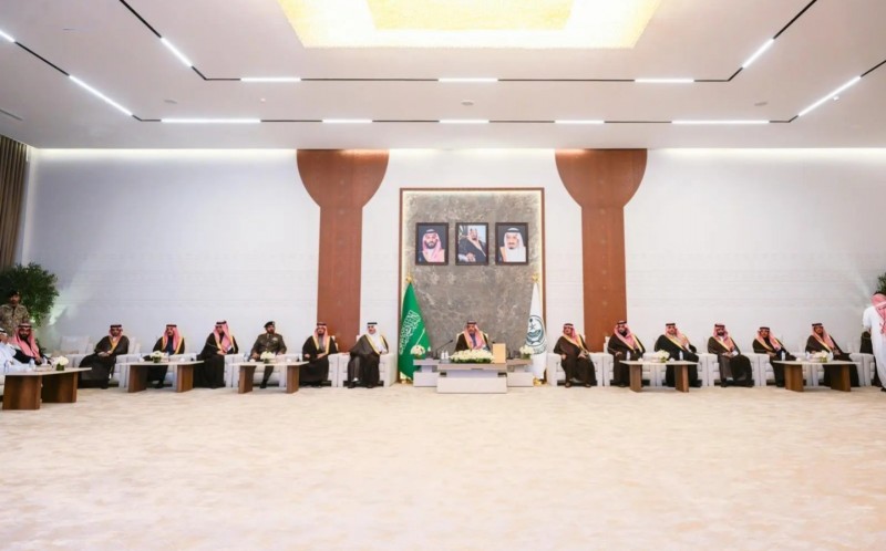 أمير الباحة يطلق مبادرة لتوفير الأجهزة التأهيلية لذوي الإعاقة