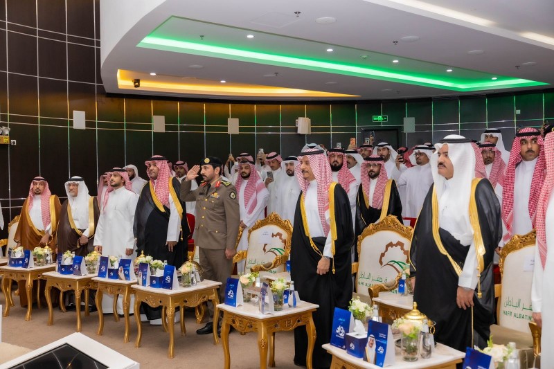 محافظ حفر الباطن يرعى حفل جائزة ريادة الأعمال وتكريم المتميزين محافظ حفر الباطن يرعى حفل جائزة ريادة الأعمال وتكريم المتميزين