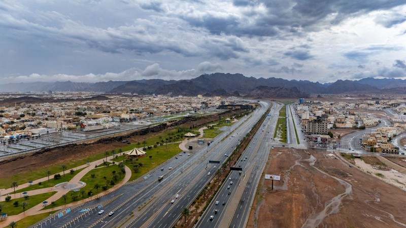 هطول أمطار من متوسطة إلى غزيرة على منطقة حائل