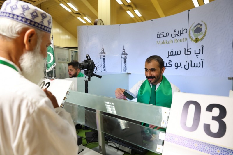 مغادرة أولى رحلات حجاج بنغلاديش ضمن مبادرة طريق مكة
