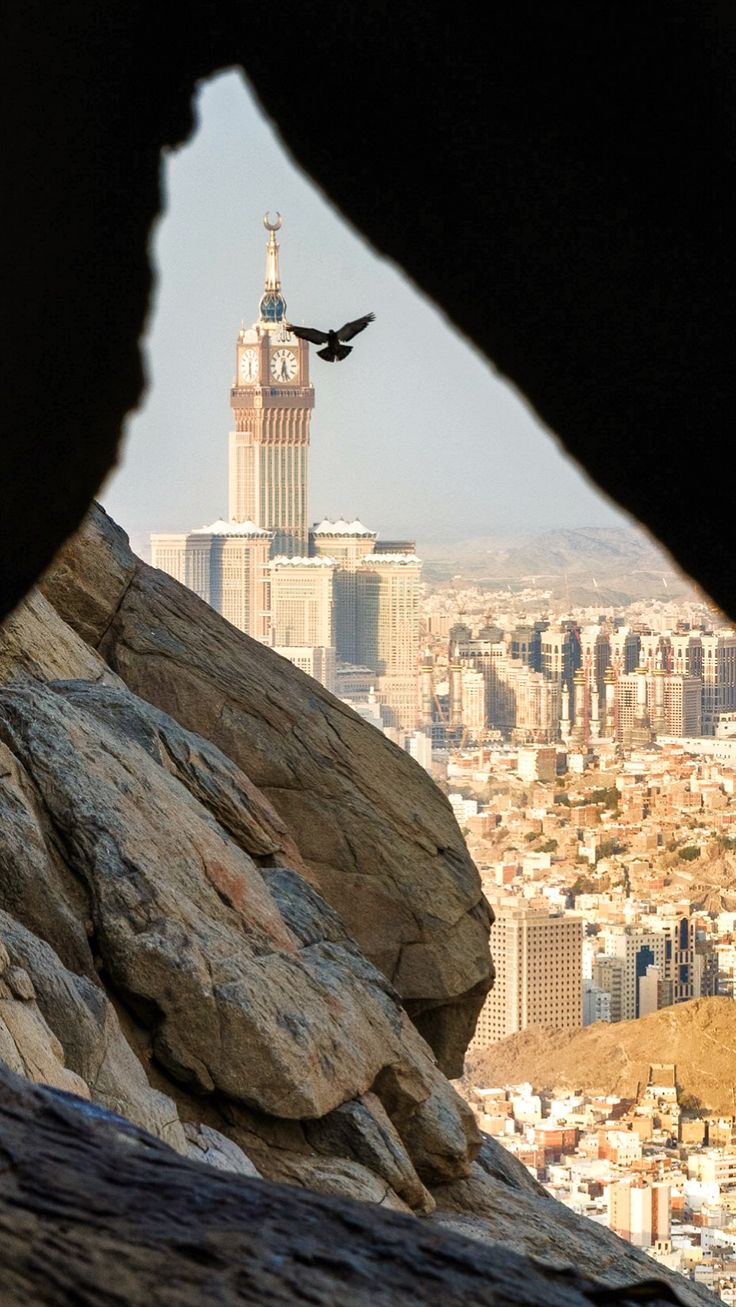 مكة المكرمة ترسخ مكانتها كمنارة حضارية وثقافية عالمية