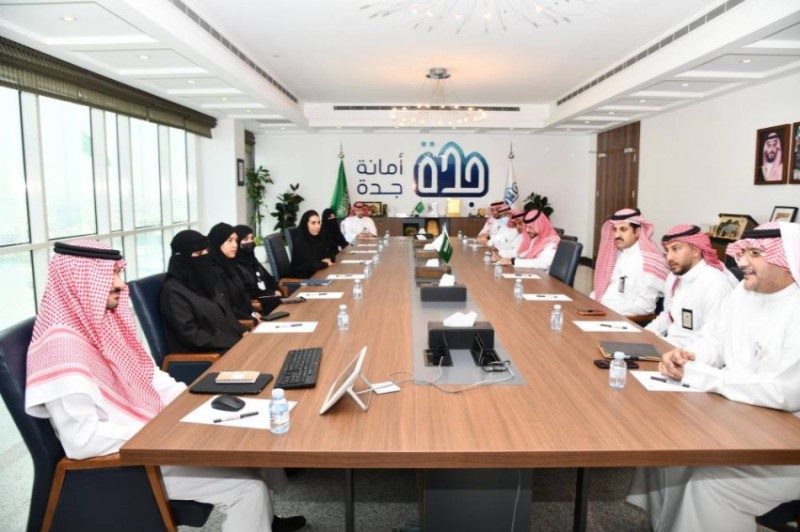 أمانة جدة تعزز تبادل الخبرات في التميز المؤسسي مع وفد صحة جدة