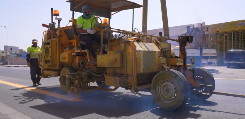 دهانات أرضية حرارية بطريق الملك عبدالعزيز في نجران لتعزيز جودة الحياة