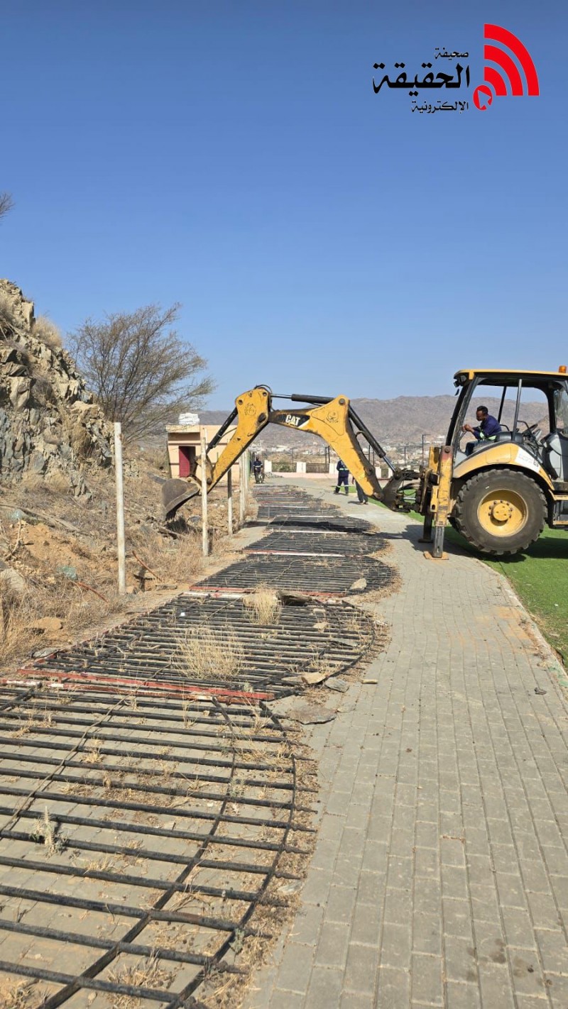 بلدية بحر أبو سكينة تنفذ أعمال صيانة للحدائق والمرافق العامة