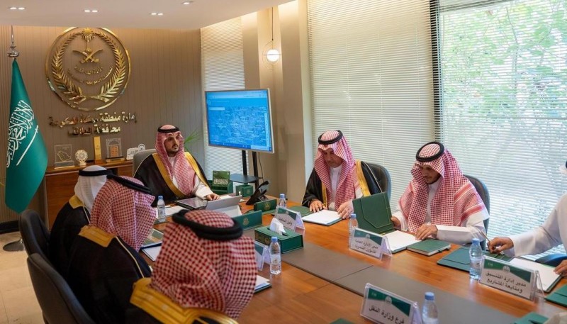 محافظ الطائف يتابع تنفيذ خطط مشاريع الطائف الجديد