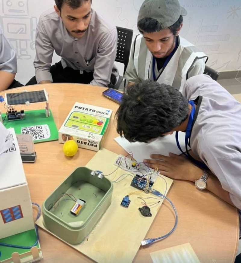 الكلية التقنية برنية تحتفي بالابتكار عبر برامج ومبادرات نوعية