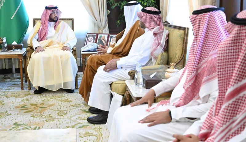 نائب أمير عسير يؤكد أهمية تنمية الغطاء النباتي