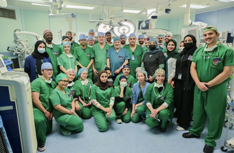الفريق الطبي السعودي يستكمل فصل التوأم الفلبيني في جراحة استمرت 18 ساعة ونصف