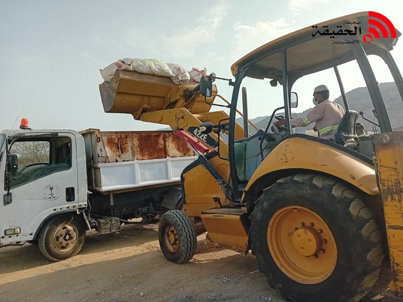 إزالة المخلفات في بحر أبو سكينة لمعالجة التشوهات البصرية