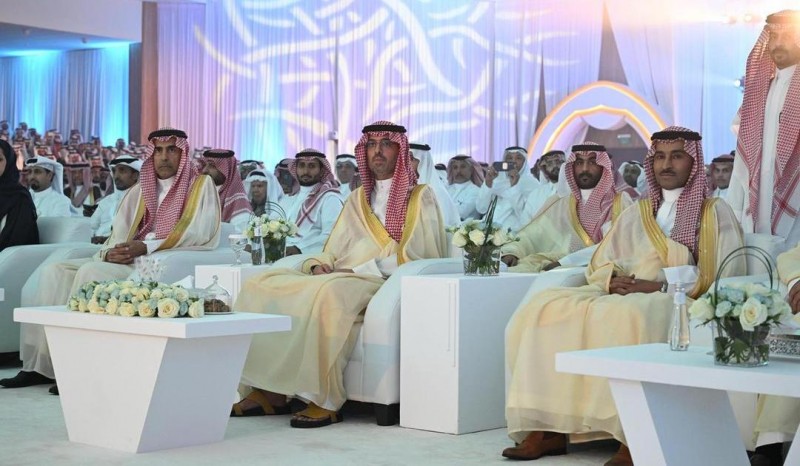محافظ جدة يرعى تخريج أكثر من 8 آلاف طالب وطالبة بجامعة جدة