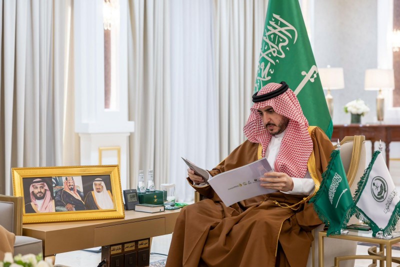 أمير الجوف يطّلع على حصاد منتدى الجوف الزراعي الدولي الثالث