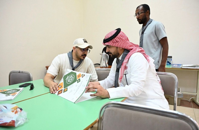 تعليم عسير يطلق الدراسة الأولية لقادة الفرق الكشفية