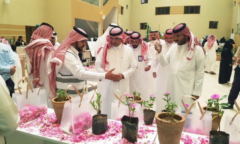 الوعي البيئي يتصدر معرض التشجير بالطائف
