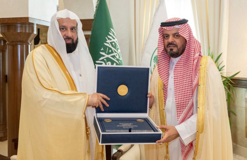 نائب أمير مكة يستقبل رئيس هيئة الأمر بالمعروف والنهي عن المنكر