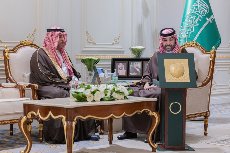 نائب أمير الحدود الشمالية يدشّن فعاليات أسبوع البيئة بالمنطقة