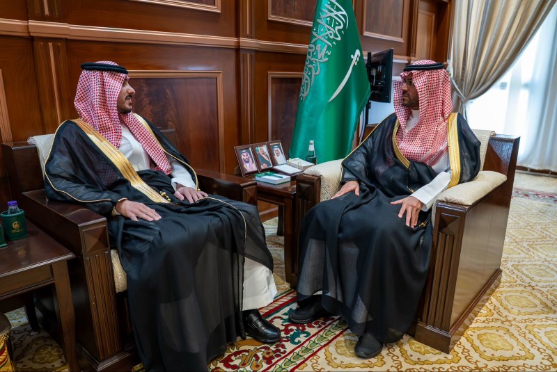 نائب أمير حائل يستقبل مدير فرع الهيئة العامة للإحصاء بالمنطقة