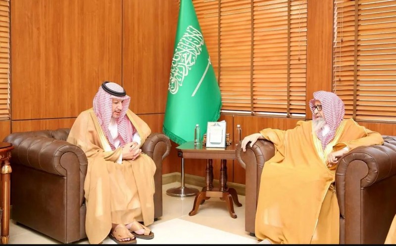 مفتي المملكة يؤكد أهمية تعزيز النزاهة والتكامل في مكافحة الفساد