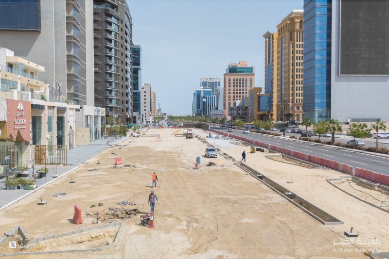 بلدية الخبر تواصل تطوير المرحلة الثانية من ممشى طريق الأمير تركي
