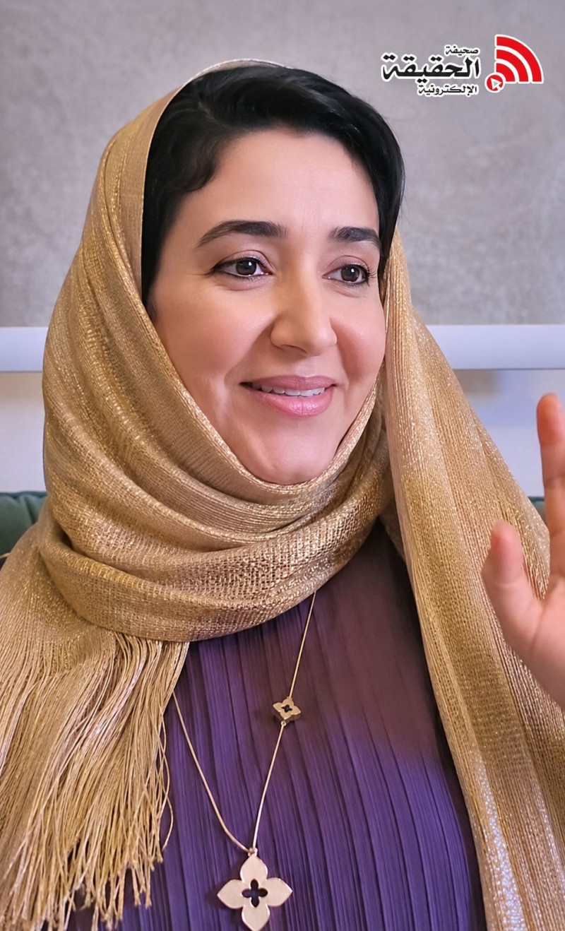 غنى العمري تتحدث عن العلاقات الصحية وجودة الحياة في بث مباشر