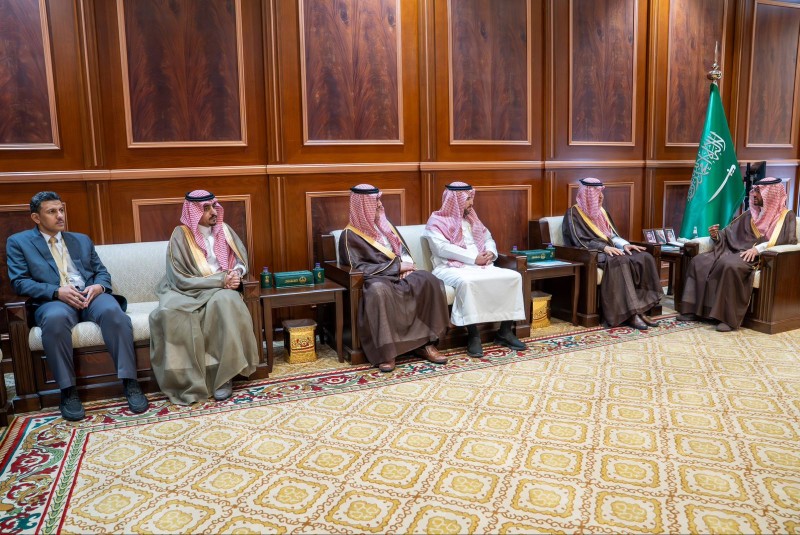 نائب أمير حائل يطّلع على تقرير الخطوط السعودية 2025م
