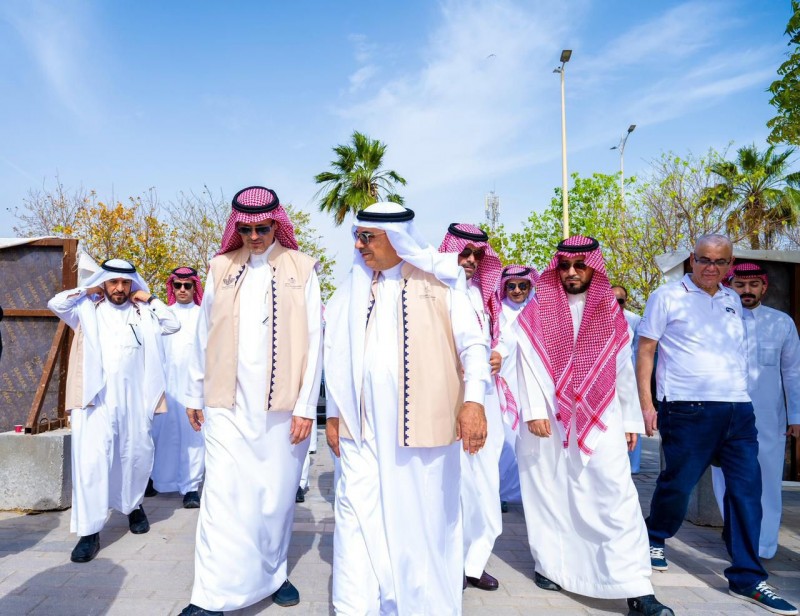 ‏أمين المنطقة الشرقية يتفقد أعمال تطوير مشروع خور الدمام