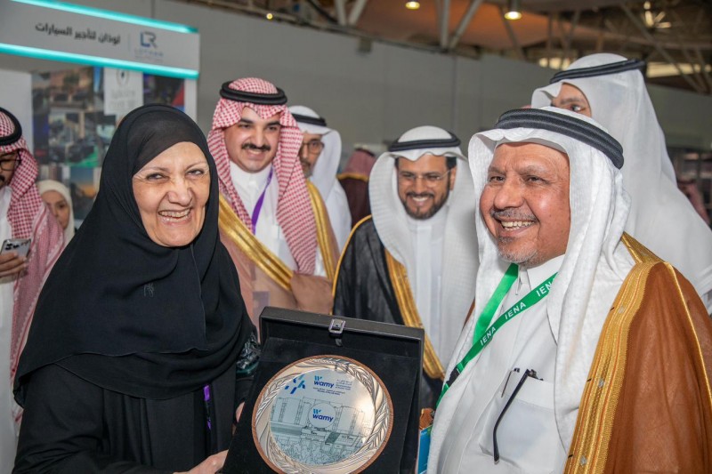 الندوة العالمية تؤكد حضورها التنموي في افتتاح المعرض الدولي للقطاع غير الربحي