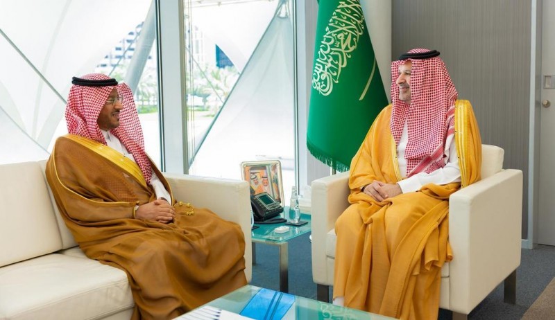 الأمير فيصل بن سلمان يبحث تعزيز التعاون المعرفي مع وزارة التعليم