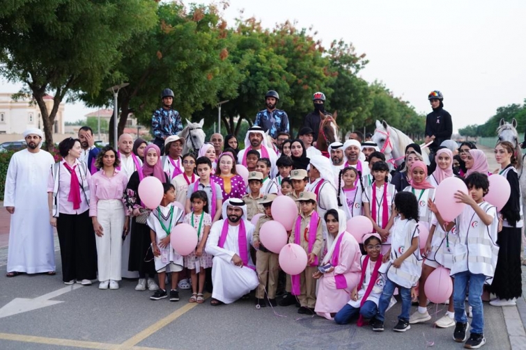بمشاركة سالم بن ركاض  مسيرة " الأمل الوردي" للتوعية بسرطان الثدي في دبي
