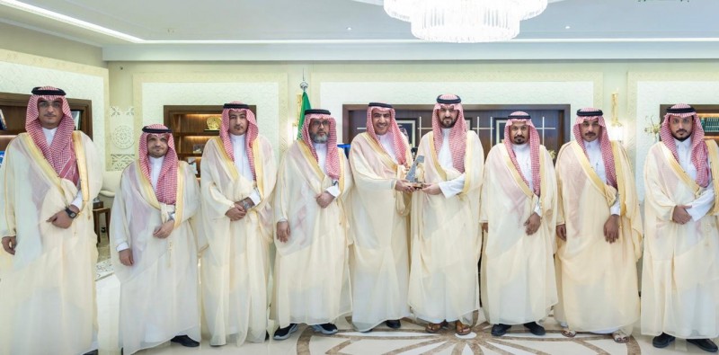 نائب أمير الشرقية يطّلع على مشاريع وإنجازات الهيئة السعودية للمقاولين
