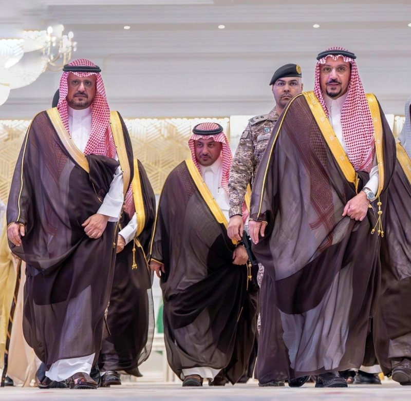 أمير القصيم يطّلع على مبادرات مكافحة التبغ والسموم ويعزز برامج الوقاية