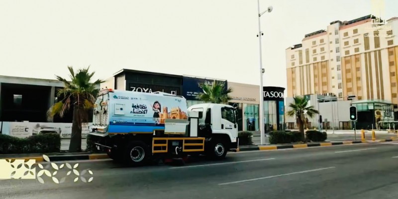 أمانة الأحساء تكثف نظافة الجوامع ومصليات العيد