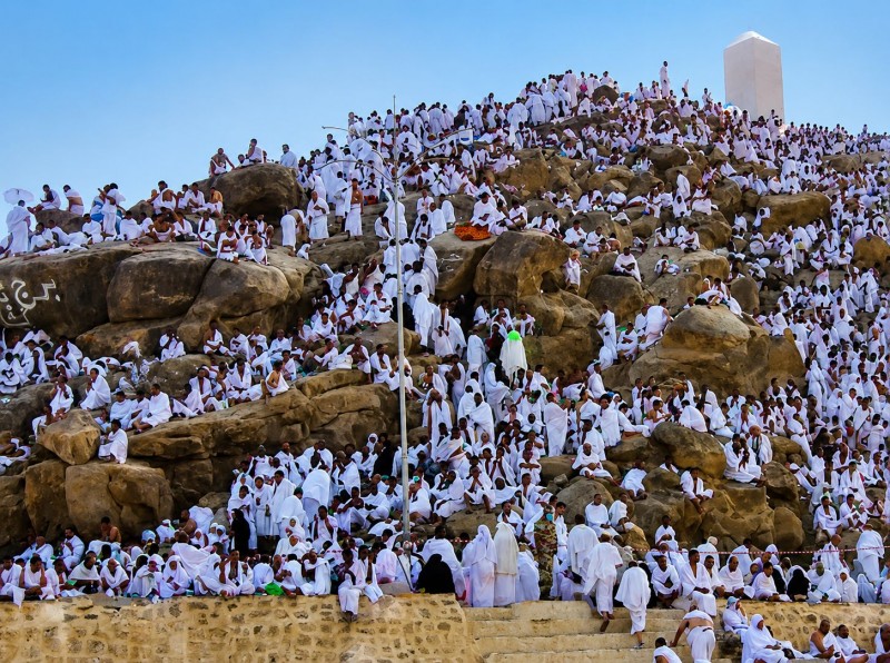 مشعر عرفة قلب الحج النابض ومهوى أفئدة الملايين