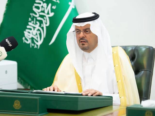 نائب أمير مكة يتسلّم تقرير تعليم المنطقة عن حج 1447هـ