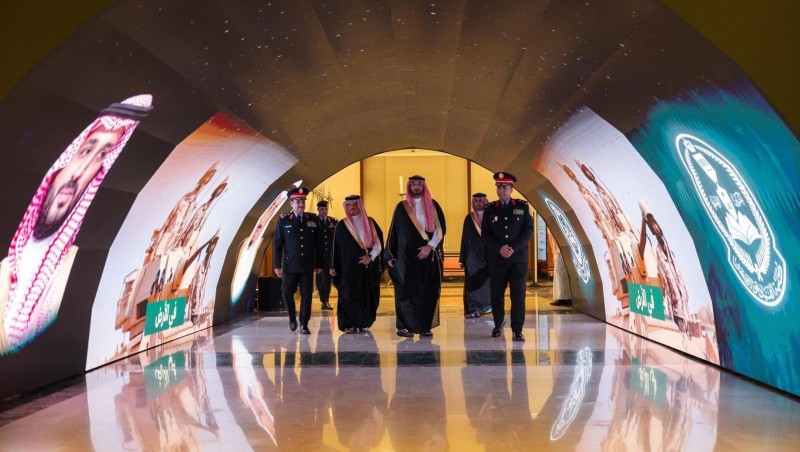 سمو وزير الحرس الوطني يرعى تخريج برامج الماجستير بكلية القيادة والأركان