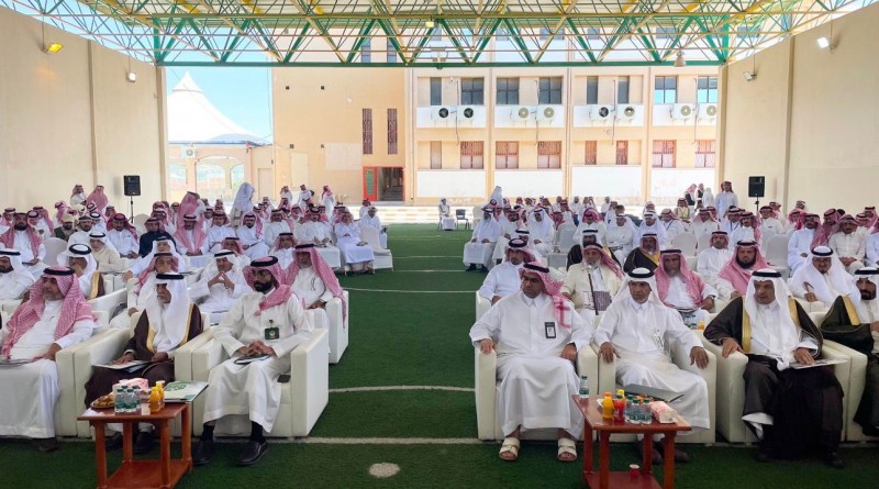 مدير عام تعليم عسير يشهد حفل تخرّج طلاب ثانوية السقا بالسودة