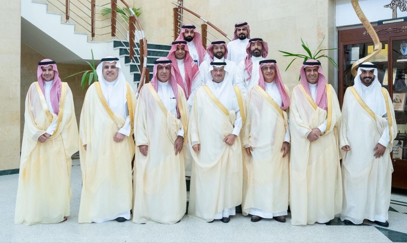 قيادات الصحة تستعرض أمام محافظ الأحساء خطط التطوير والتحول